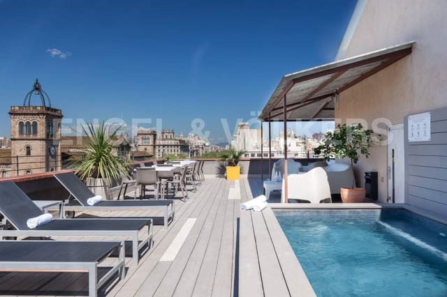 3 bedroom Penthouse for rent in Sant Antoni, Barcelona city with pool - € 5,000 (Ref: 9091183)