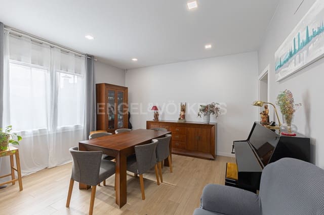 3 soveværelse Lejlighed til salg i La Nova Esquerra de L'Eixample, Barcelona by - € 690.000 (Ref: 9091184)