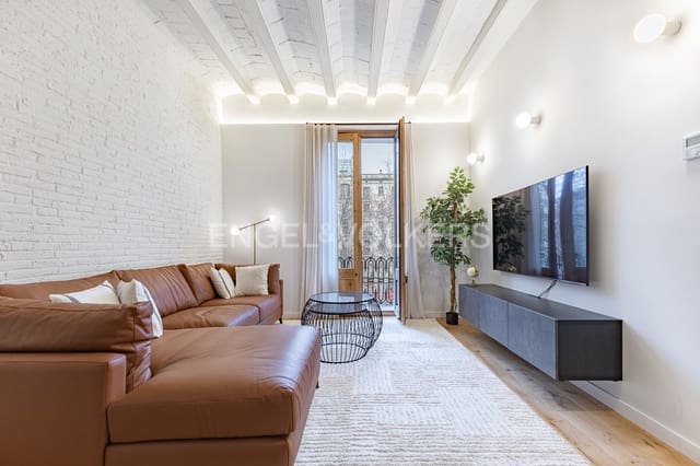2 soveværelse Lejlighed til leje i La Dreta de L'Eixample, Barcelona by - € 2.750 (Ref: 9091256)