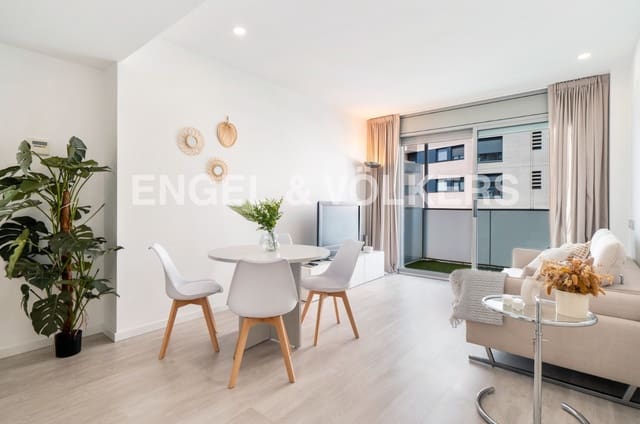 2 soveværelse Lejlighed til leje i Provençals del Poblenou, Barcelona by - € 2.300 (Ref: 9091259)