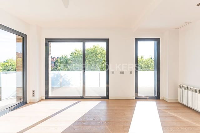 Apartamento de 3 habitaciones en Sant Cugat del Vallès en venta con piscina garaje - 650.000 € (Ref: 9091273)