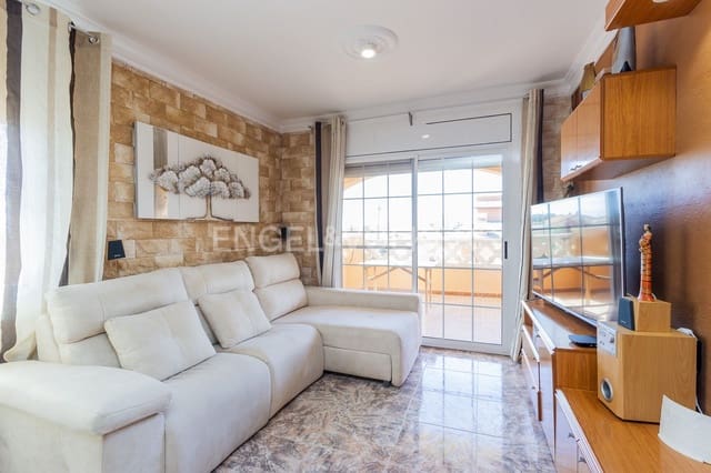 4 sypialnia Willa na sprzedaż w Sant Jaume dels Domenys z basenem garażem - 325 000 € (Ref: 9091305)