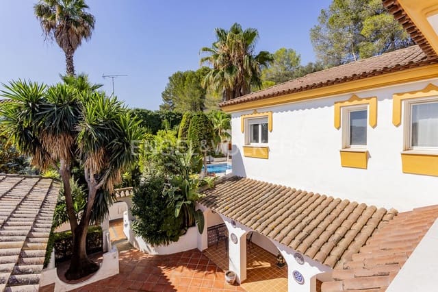9 soveværelse Villa til salg i Vila-rodona med swimmingpool garage - € 1.250.000 (Ref: 9091362)