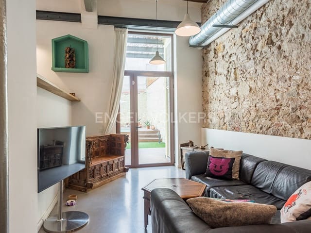 2 sypialnia Loft na sprzedaż w El Raval, Miasto Barcelona z basenem - 650 000 € (Ref: 9091477)