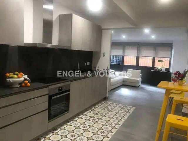 3 soveværelse Lejlighed til leje i El Camp d'en Grassot i Gràcia Nova, Barcelona by - € 2.500 (Ref: 9091636)