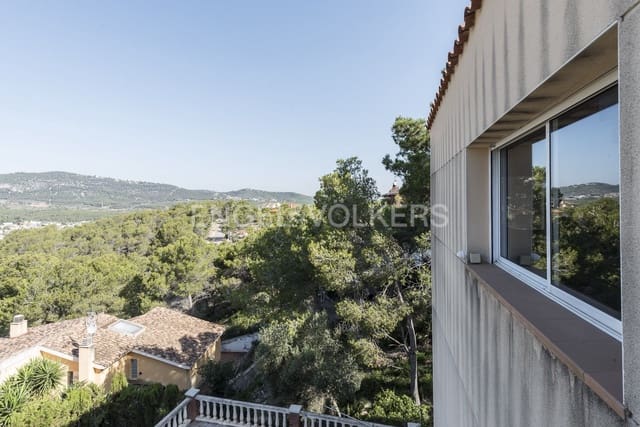 4 sypialnia Willa na sprzedaż w Canyelles z basenem garażem - 399 000 € (Ref: 9091690)