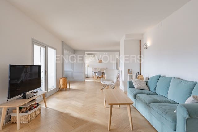 4 soveværelse Lejlighed til salg i Sabadell med garage - € 700.000 (Ref: 9091709)