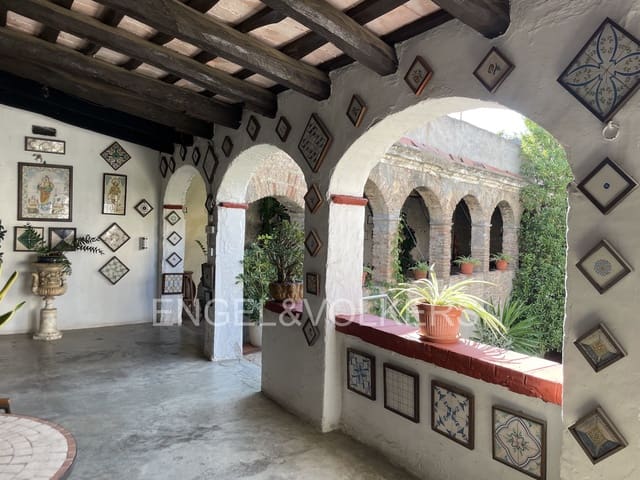 4 soveværelse Finca/Landehus til salg i Sant Feliu de Llobregat med garage - € 950.000 (Ref: 9093334)