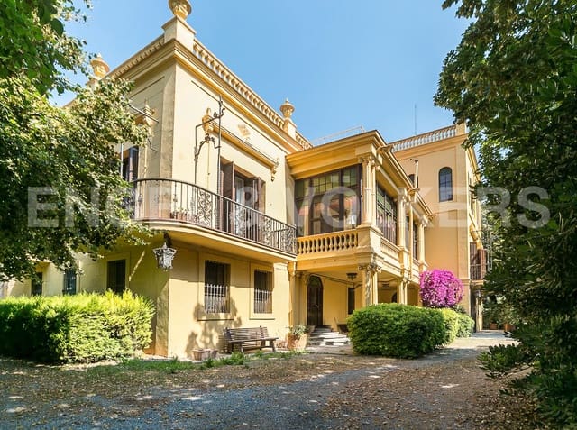 10 makuuhuone Maalaistalo vuokrattavana paikassa Canovelles mukana 
autotalli - 9 000 € (Ref: 9093341)