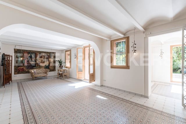 3 soveværelse Lejlighed til leje i Sant Antoni, Barcelona by - € 8.000 (Ref: 9093346)