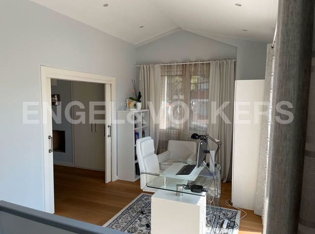 4 soveværelse Semi-Rækkehus til leje i Gavà med swimmingpool garage - € 6.000 (Ref: 9101604)