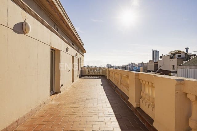 3 bedroom Penthouse for rent in La Vila de Gràcia, Barcelona city - € 3,600 (Ref: 9105088)