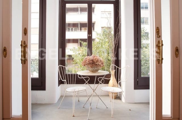 4 soveværelse Lejlighed til leje i L'Antiga Esquerra de L'Eixample, Barcelona by - € 2.930 (Ref: 9107854)