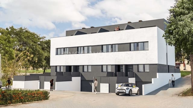 4 soveværelse Semi-Rækkehus til salg i Vilanova i la Geltrú med garage - € 459.000 (Ref: 9107855)