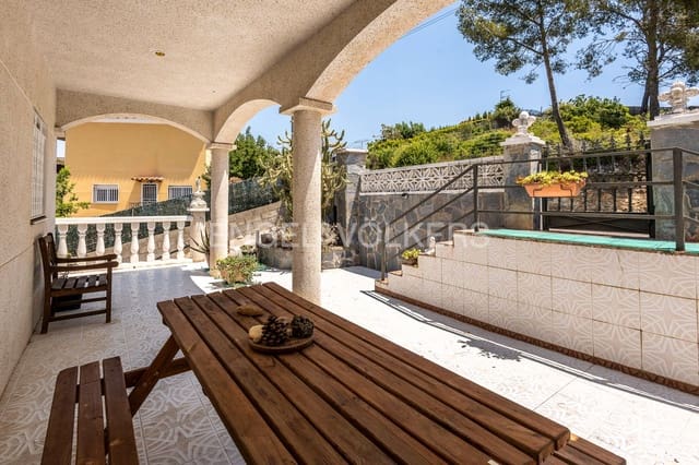4 soverom Villa til salgs i Olivella med garasje - € 299 000 (Ref: 9107856)