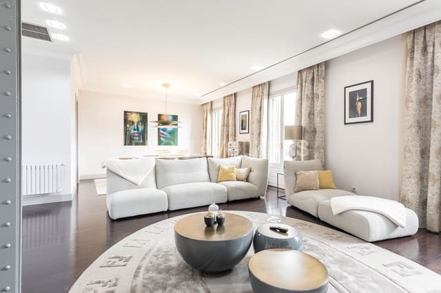 4 soveværelse Lejlighed til leje i La Dreta de L'Eixample, Barcelona by - € 10.000 (Ref: 9110936)