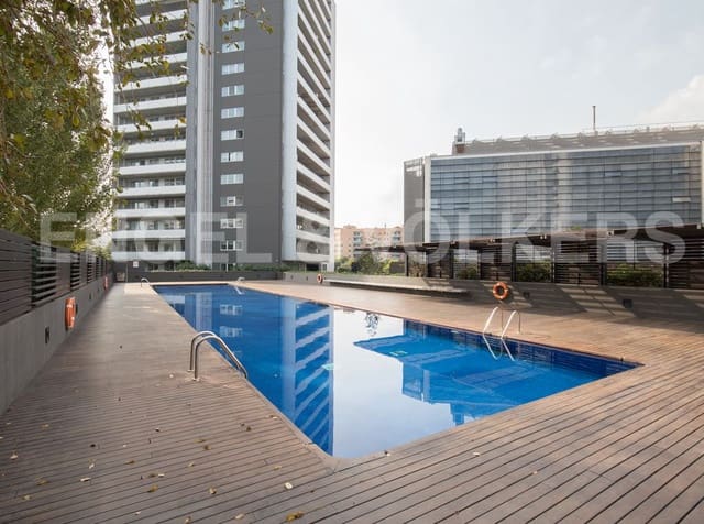 2 soveværelse Lejlighed til salg i Diagonal Mar i El Front Marítim del Poblenou, Barcelona by med swimmingpool garage - € 654.000 (Ref: 9110948)