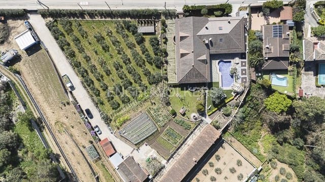 6 soverom Finca/Herregård til salgs i Torrelles de Llobregat med svømmebasseng garasje - € 2 500 000 (Ref: 9112995)