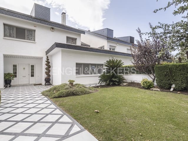 6 sovrum Villa till salu i Pedralbes, Barcelona stad med pool garage - 4 100 000 € (Ref: 9114935)