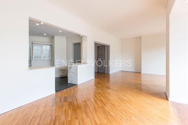 3 soveværelse Lejlighed til leje i La Dreta de L'Eixample, Barcelona by - € 3.900 (Ref: 9115610)