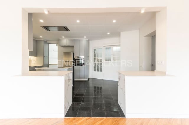 3 soveværelse Lejlighed til leje i La Dreta de L'Eixample, Barcelona by - € 3.900 (Ref: 9115610)