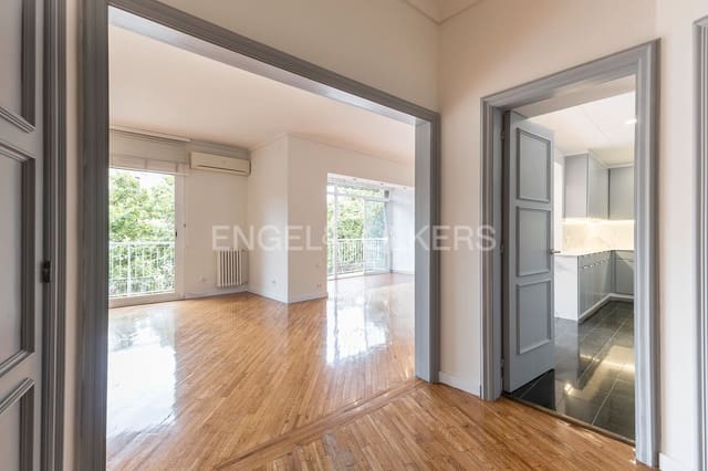 3 soveværelse Lejlighed til leje i La Dreta de L'Eixample, Barcelona by - € 3.900 (Ref: 9115610)
