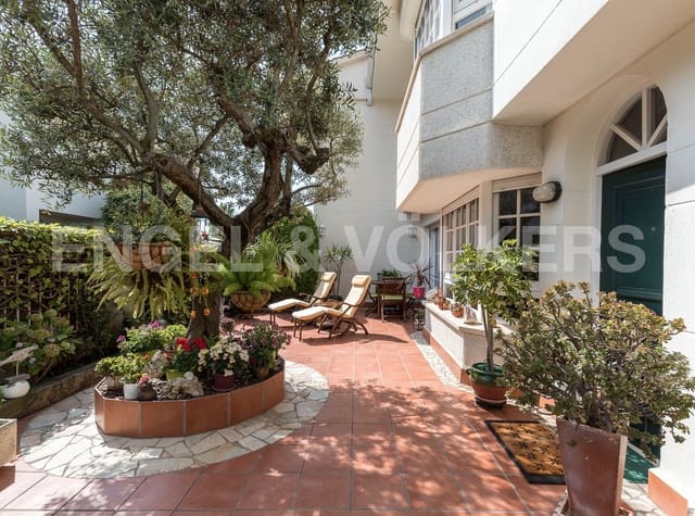 4 soveværelse Villa til leje i Premià de Mar med garage - € 2.552 (Ref: 9117975)