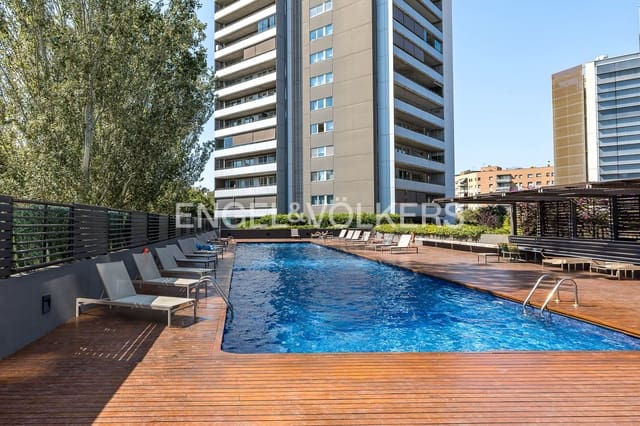 2 soveværelse Lejlighed til leje i Barcelona by med swimmingpool garage - € 2.500 (Ref: 9118144)