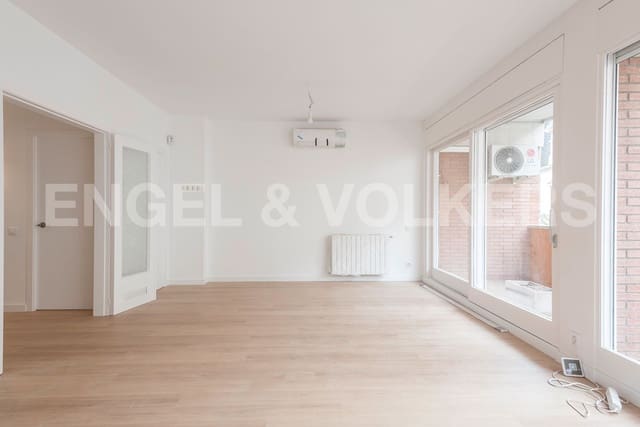 5 soveværelse Lejlighed til leje i El Putxet i El Farró, Barcelona by med garage - € 4.000 (Ref: 9125887)