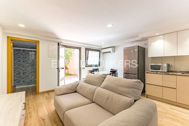 2 soveværelse Byhus til leje i El Camp de L'Arpa del Clot, Barcelona by - € 1.700 (Ref: 9125890)