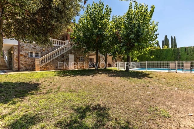 7 soveværelse Villa til salg i Vilassar de Dalt med swimmingpool garage - € 1.000.000 (Ref: 9126169)