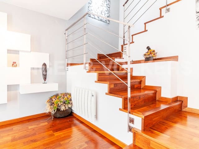 3 bedroom Villa for sale in Sant Quirze del Vallès with pool garage - € 910,000 (Ref: 9127744)