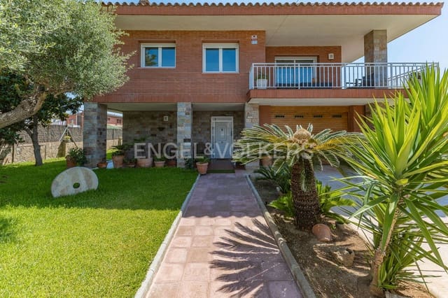 6 soveværelse Villa til salg i Rubí med garage - € 685.000 (Ref: 9127746)