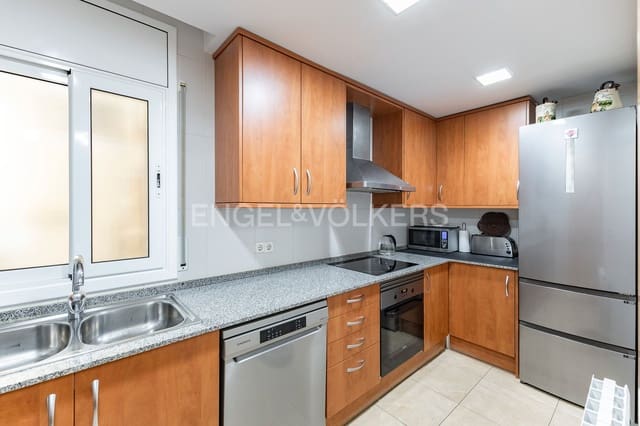 3 soveværelse Lejlighed til salg i Canet de Mar - € 269.680 (Ref: 9128551)