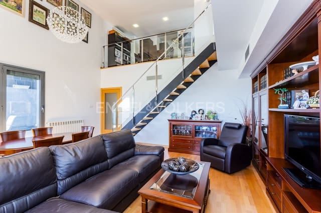 4 soverom Penthouse til salgs i Viladecans med svømmebasseng garasje - € 890 000 (Ref: 9128553)