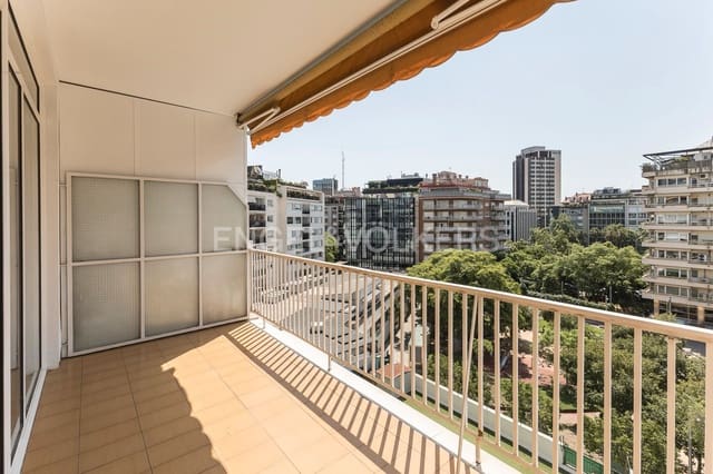 5 soveværelse Lejlighed til leje i Sant Gervasi - Galvany, Barcelona by med garage - € 3.600 (Ref: 9131125)