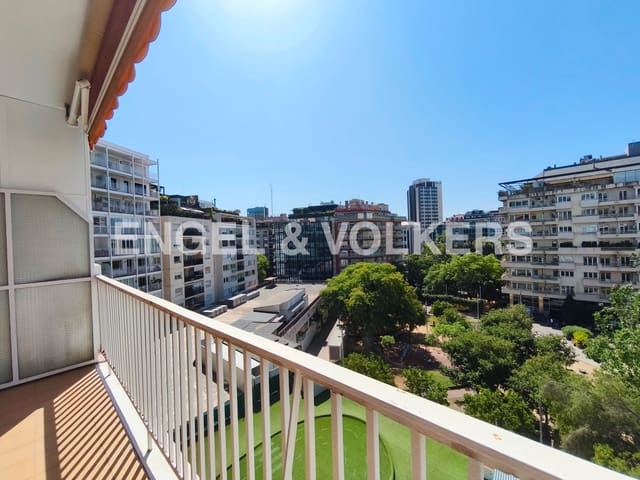 5 soveværelse Lejlighed til leje i Sant Gervasi - Galvany, Barcelona by med garage - € 3.600 (Ref: 9131125)