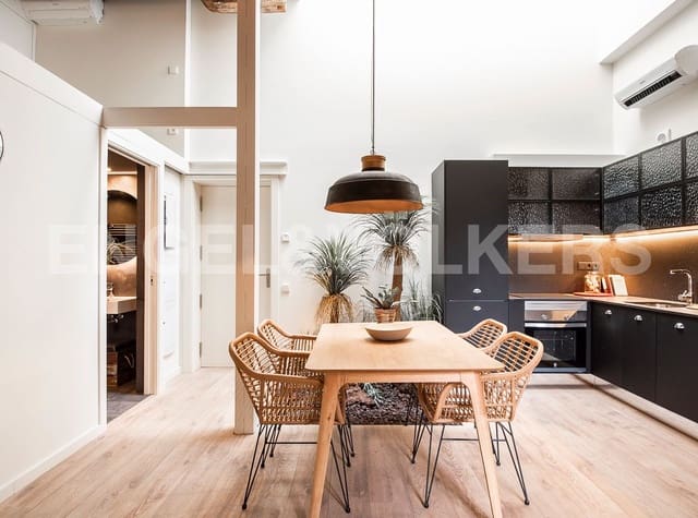 1 sypialnia Loft na sprzedaż w El Raval, Miasto Barcelona z basenem - 480 000 € (Ref: 9134802)
