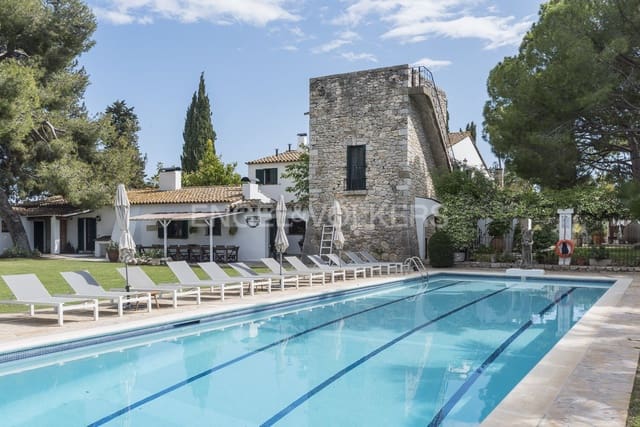11 soveværelse Finca/Landehus til salg i Sant Pere de Ribes med swimmingpool garage - € 3.700.000 (Ref: 9134808)