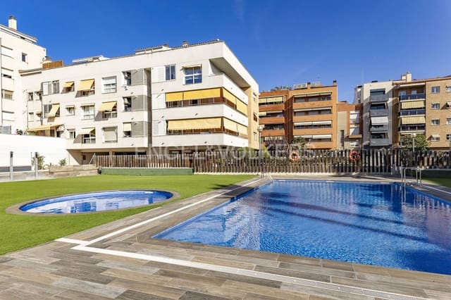 Penthouse til leje i Sant Joan Despí med swimmingpool garage - € 2.700 (Ref: 9134830)