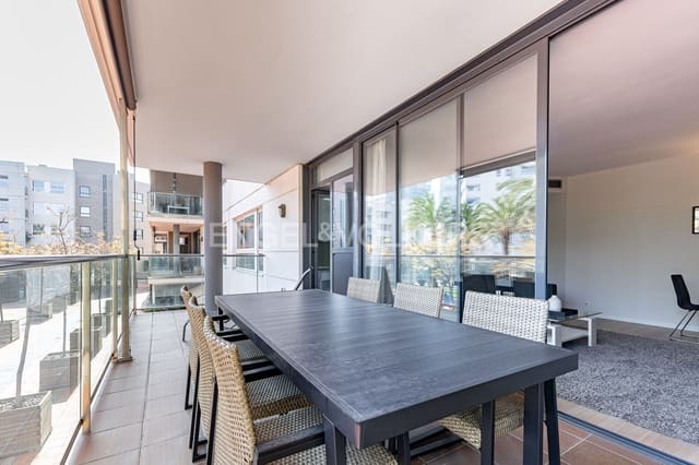 2 soveværelse Lejlighed til leje i Diagonal Mar i El Front Marítim del Poblenou, Barcelona by med swimmingpool garage - € 2.500 (Ref: 9137429)