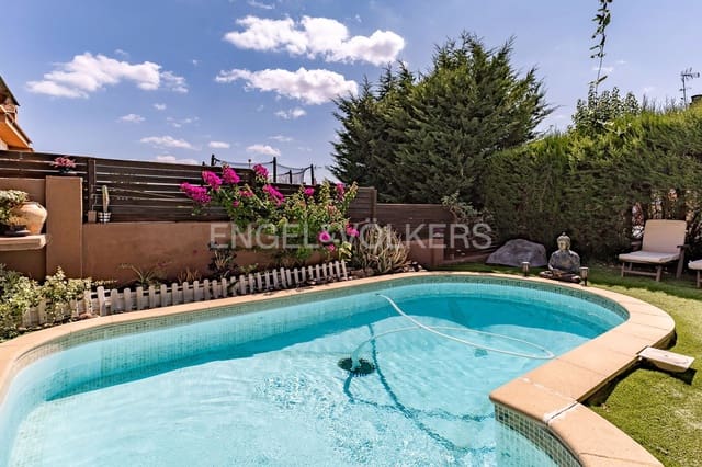 4 bedroom Villa for sale in Sant Quirze del Vallès with pool garage - € 495,000 (Ref: 9137433)