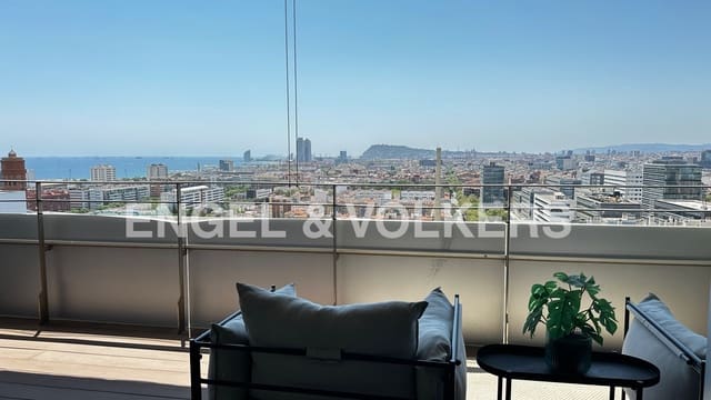 2 soveværelse Lejlighed til leje i Diagonal Mar i El Front Marítim del Poblenou, Barcelona by med swimmingpool - € 2.950 (Ref: 9137435)