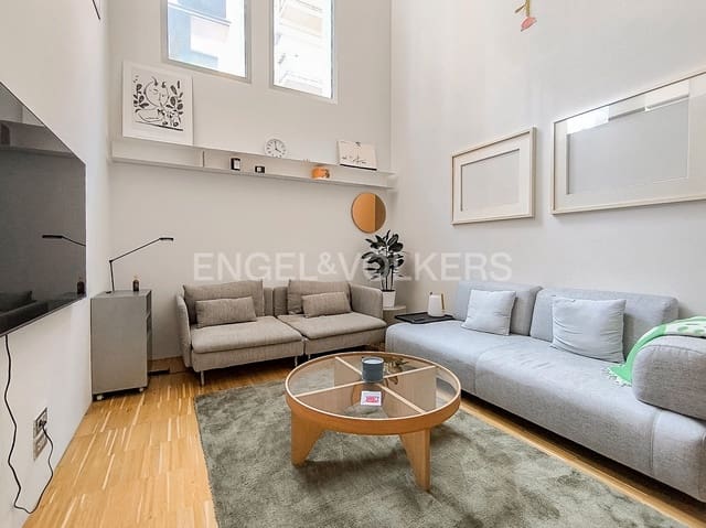 4 soveværelse Lejlighed til leje i El Baix Guinardó, Barcelona by - € 3.250 (Ref: 9137438)