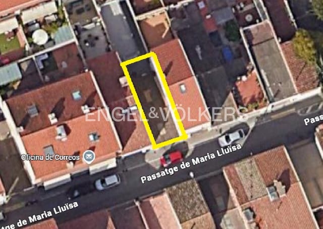 Tomt till salu i Cerdanyola del Vallès - 143 000 € (Ref: 9145736)