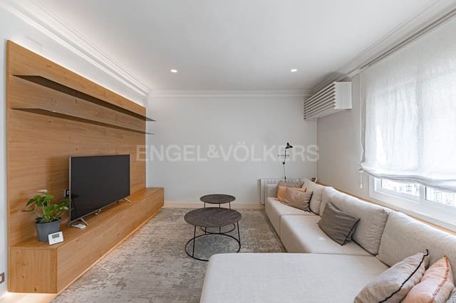 3 soveværelse Lejlighed til leje i La Nova Esquerra de L'Eixample, Barcelona by - € 3.450 (Ref: 9148157)