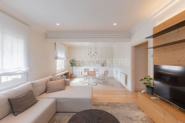 3 soveværelse Lejlighed til leje i La Nova Esquerra de L'Eixample, Barcelona by - € 3.450 (Ref: 9148157)