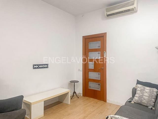 2 soveværelse Lejlighed til leje i La Vila de Gràcia, Barcelona by - € 1.350 (Ref: 9152825)