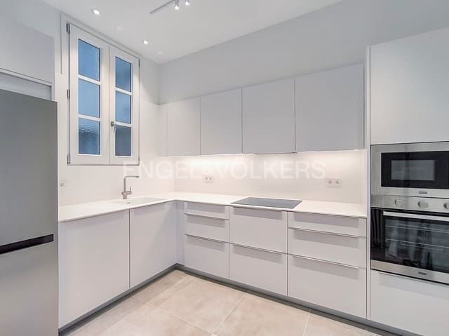 5 soveværelse Lejlighed til leje i La Dreta de L'Eixample, Barcelona by - € 4.500 (Ref: 9153198)