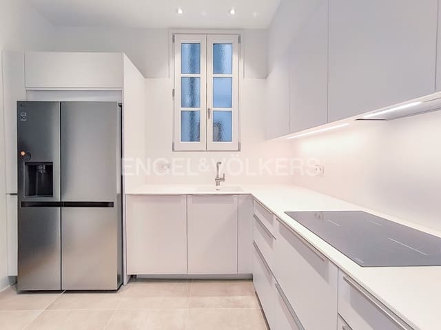 5 soveværelse Lejlighed til leje i La Dreta de L'Eixample, Barcelona by - € 4.500 (Ref: 9153198)